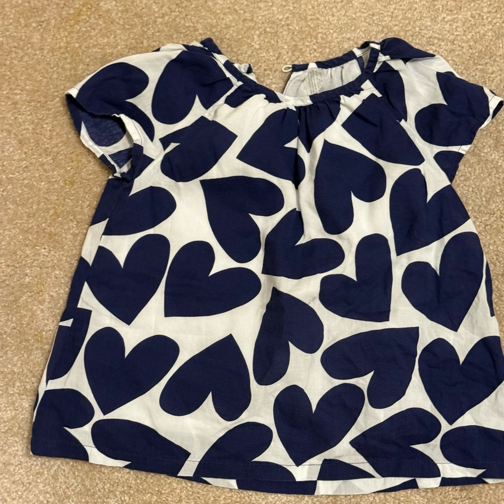 Primary Navy and White Heart Print Girls Shirt, size 4-5